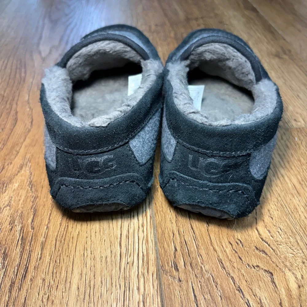 UGG Ascot‎ Wool Slippers Loafers Gray Black Mens Size 7